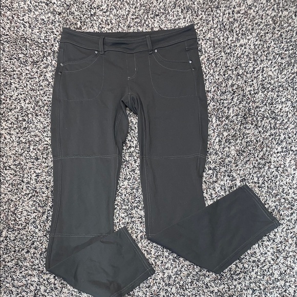 Athleta Pants - Athleta Mid Rise Straight Leg Jeggings Size Medium Gray | EUC